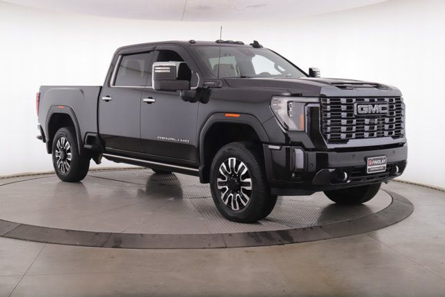Used 2024 GMC Sierra 2500 Denali Ultimate w/ Snow Plow Prep/Camper Package AWD/4WD image 2