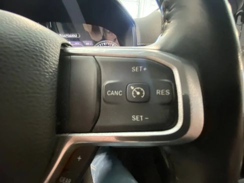 Used 2023 RAM 3500 Laramie AWD/4WD image 32