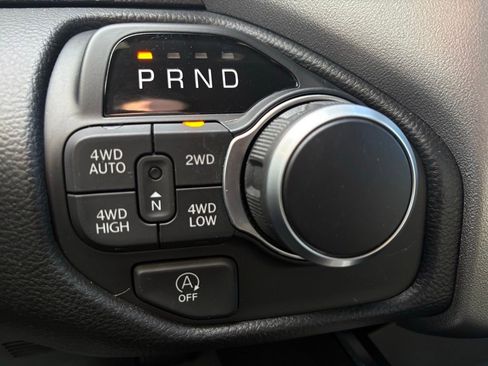 Used 2025 RAM 1500 Big Horn image 30