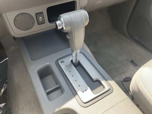 Used 2012 Nissan Frontier SV RWD image 24