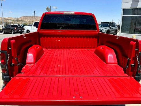 Used 1998 Dodge Ram 1500 Truck 2WD Regular Cab image 12