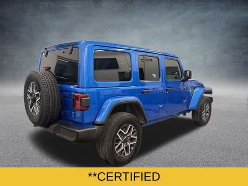 Certified 2025 Jeep Wrangler Sahara image 4