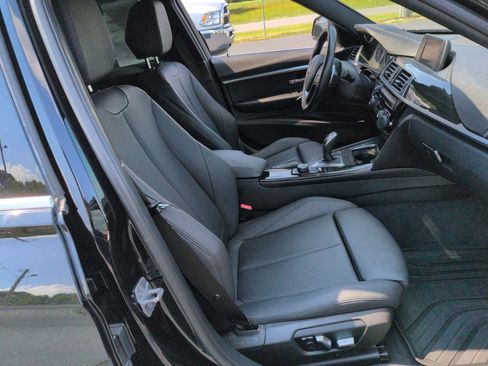 Used 2018 BMW 330i xDrive Sedan AWD/4WD image 34