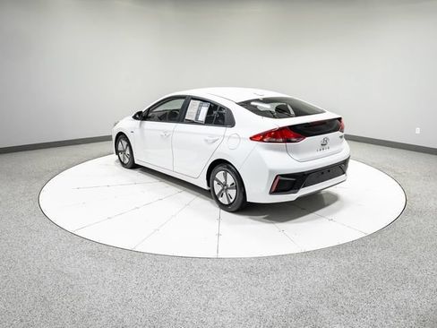 Used 2018 Hyundai Ioniq Blue FWD image 29