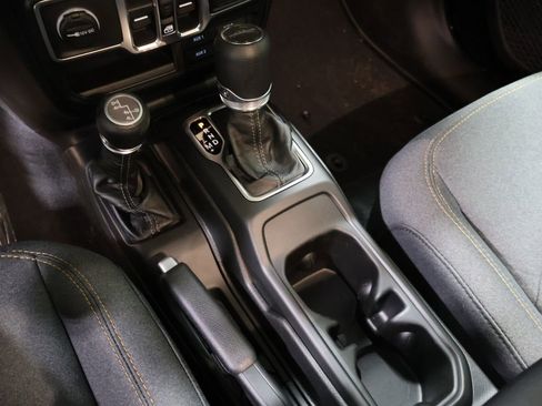 New 2026 Jeep Gladiator Sport AWD/4WD image 21