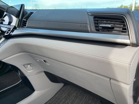Used 2022 Honda Odyssey EX-L image 29