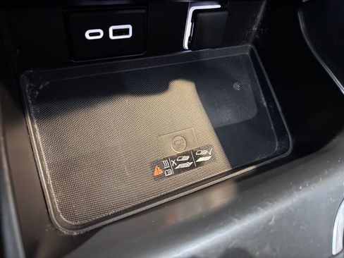 Certified 2023 GMC Yukon XL SLT w/ SLT Premium Package image 28