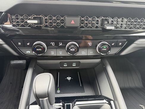 New 2026 Honda Accord Touring image 36