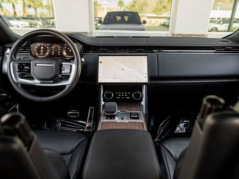 Used 2023 Land Rover Range Rover SE AWD/4WD image 18