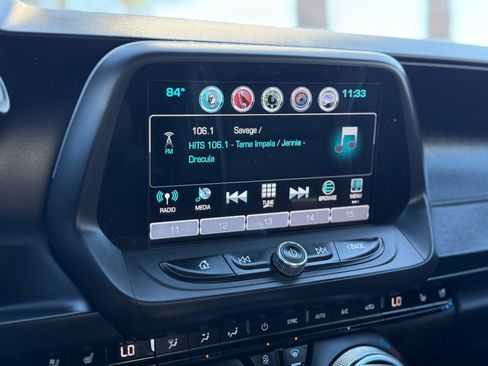 Used 2017 Chevrolet Camaro SS RWD image 19