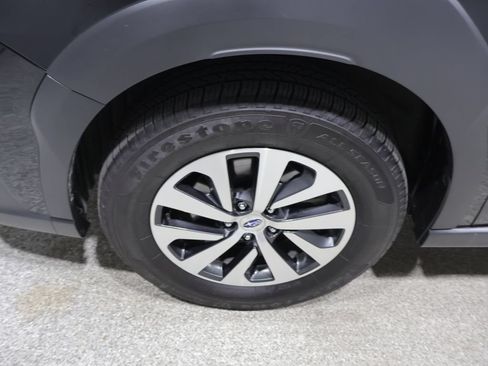 Used 2023 Subaru Outback Premium AWD/4WD image 8