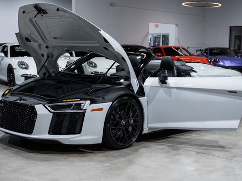 Used 2018 Audi R8 V10 plus AWD/4WD image 34