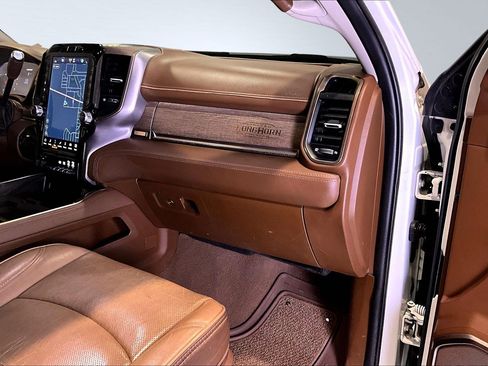 Used 2024 RAM 3500 Limited image 27