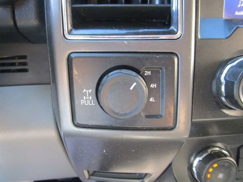 Used 2019 Ford F150 XLT w/ Equipment Group 301A Mid image 33