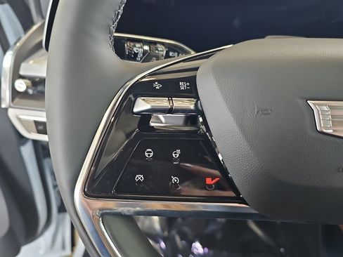 New 2026 Cadillac Vistiq Luxury w/ LPO, Floor Liner Package image 19