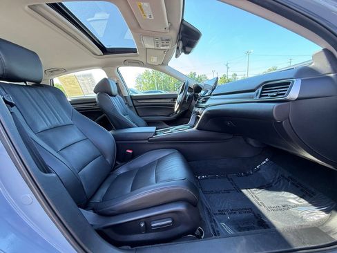Used 2022 Honda Accord Touring image 26
