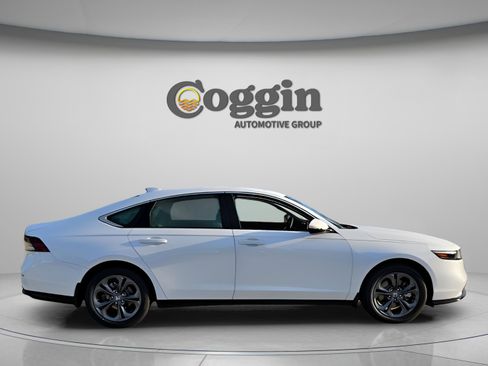 New 2025 Honda Accord EX-L image 4