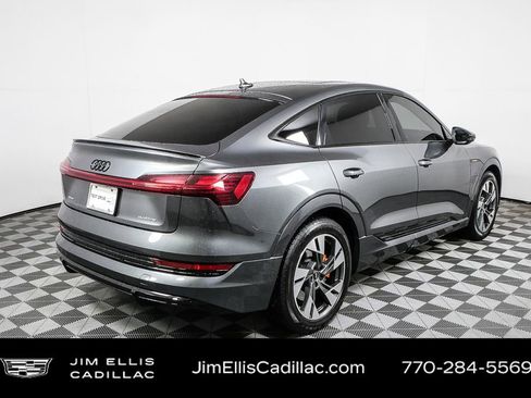 Used 2021 Audi e-tron Premium image 29