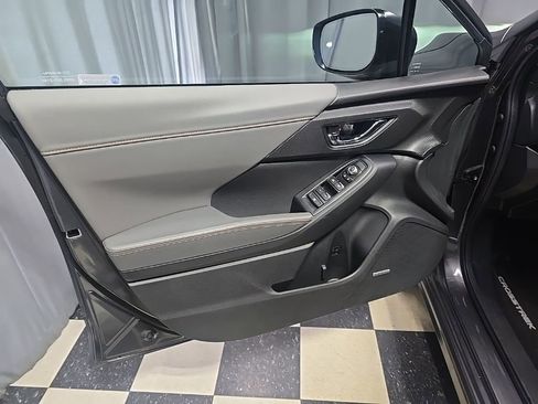 Used 2025 Subaru Crosstrek 2.5i Limited w/ Popular Package #3A image 15