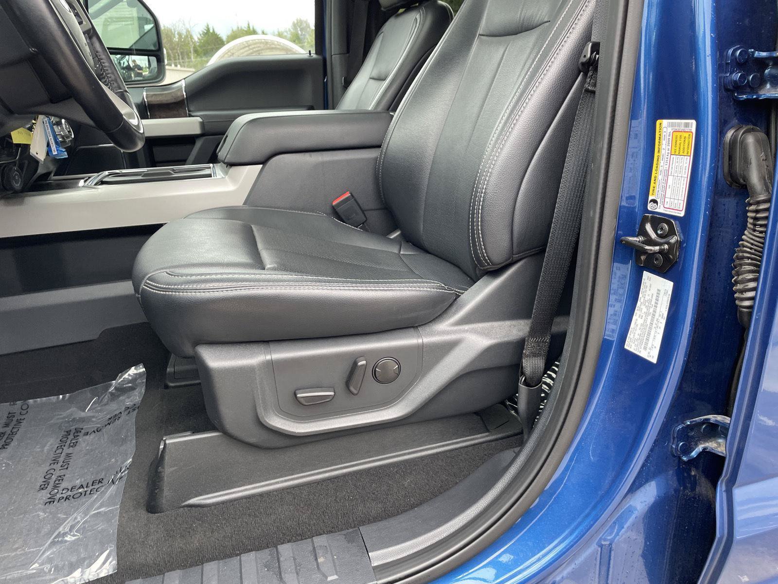 Used 2022 Ford F250 Lariat w/ Lariat Value Package AWD/4WD image 18