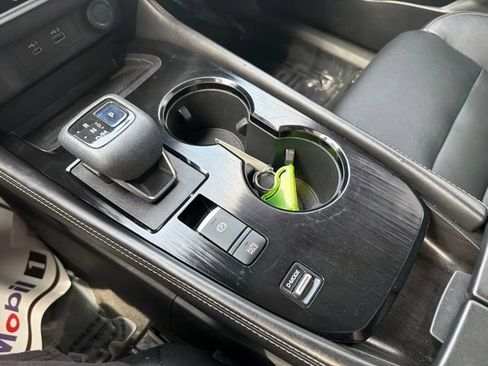 Used 2021 Nissan Rogue SL FWD image 32