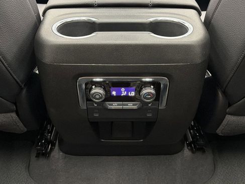 Used 2026 GMC Yukon Denali w/ Sun & Power Step Package image 35