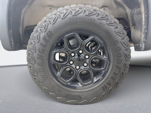 Used 2024 Chevrolet Silverado 1500 ZR2 w/ ZR2 Bison Edition AWD/4WD image 11