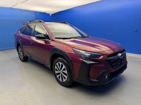 Certified 2025 Subaru Outback Premium image 2