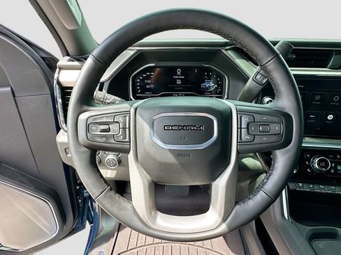 Used 2024 GMC Sierra 2500 Denali w/ Denali Reserve Package image 11