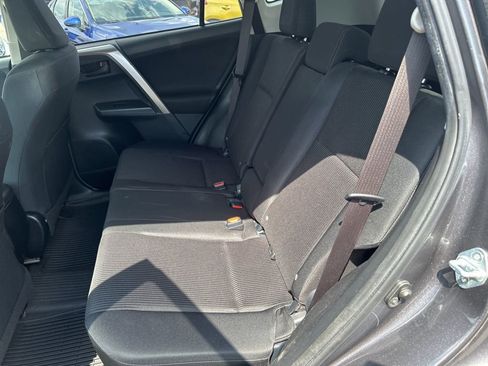 Used 2018 Toyota RAV4 LE w/ All Weather Liner Package AWD/4WD image 5