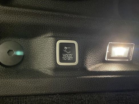 Used 2021 Jeep Grand Cherokee L Overland image 17