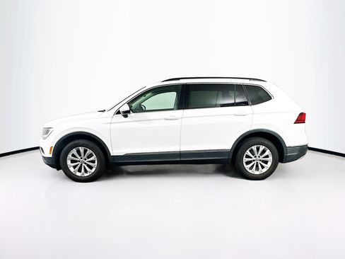 Used 2018 Volkswagen Tiguan SE w/ Panoramic Sunroof Package AWD/4WD image 4