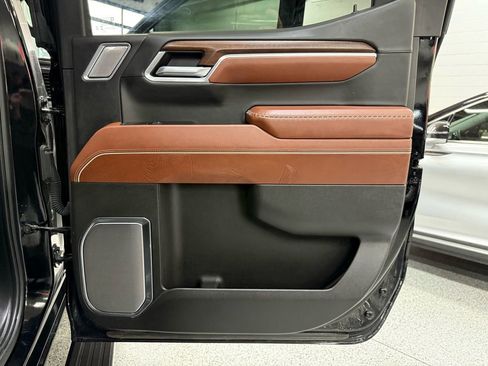 Used 2025 GMC Sierra 1500 Denali Ultimate image 21