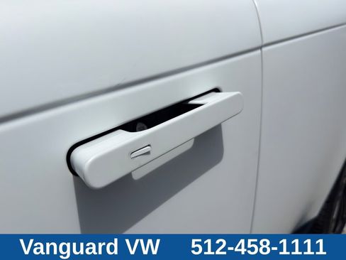 Used 2025 Land Rover Range Rover SE AWD/4WD image 4