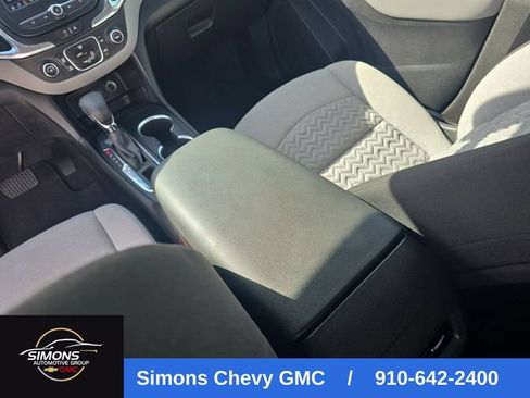 Used 2022 Chevrolet Equinox LT FWD image 23