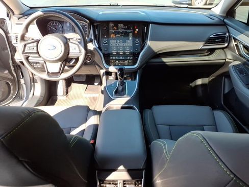 Used 2025 Subaru Outback Onyx Edition image 11