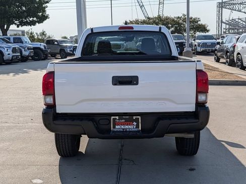 Used 2022 Toyota Tacoma SR RWD image 7