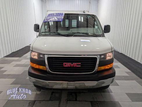 Used 2025 GMC Savana 2500 w/ Driver Convenience Package RWD image 6