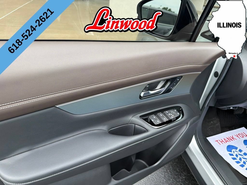 Used 2025 Nissan Murano Platinum w/ Cargo Package AWD/4WD image 18