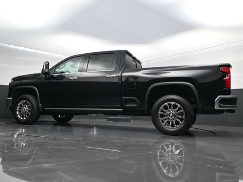 New 2026 Chevrolet Silverado 2500 LTZ w/ LTZ Convenience Package AWD/4WD image 46