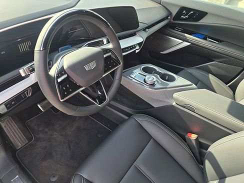 New 2026 Cadillac Optiq Luxury 1 RWD image 21
