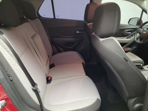 Used 2015 Chevrolet Trax LS image 19