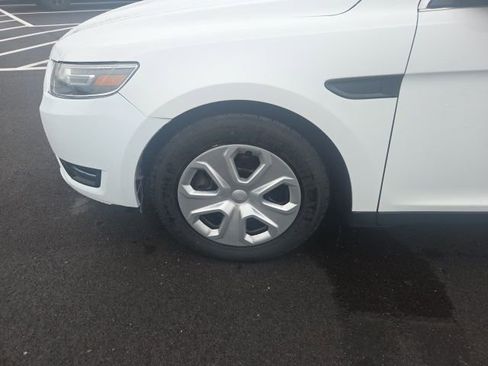 Used 2016 Ford Taurus Police Interceptor image 13