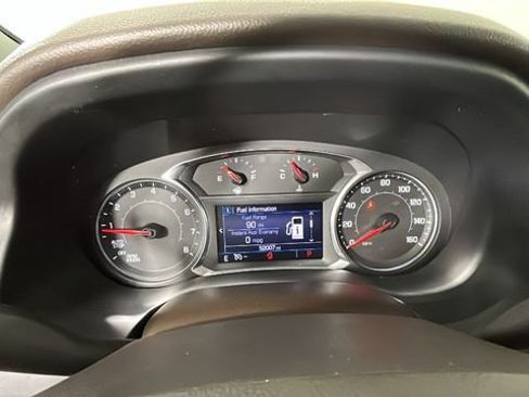 Used 2022 GMC Acadia SLE w/ LPO, Cargo Package AWD/4WD image 18
