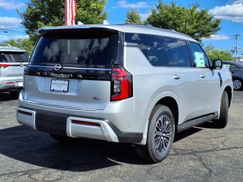 New 2025 Nissan Armada SL w/ Convenience Package image 3