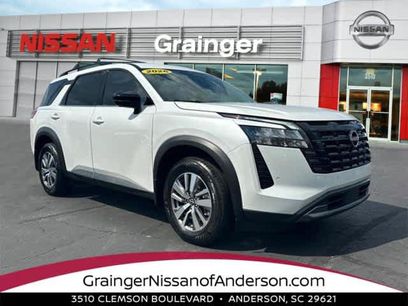 Used 2026 Nissan Pathfinder SL