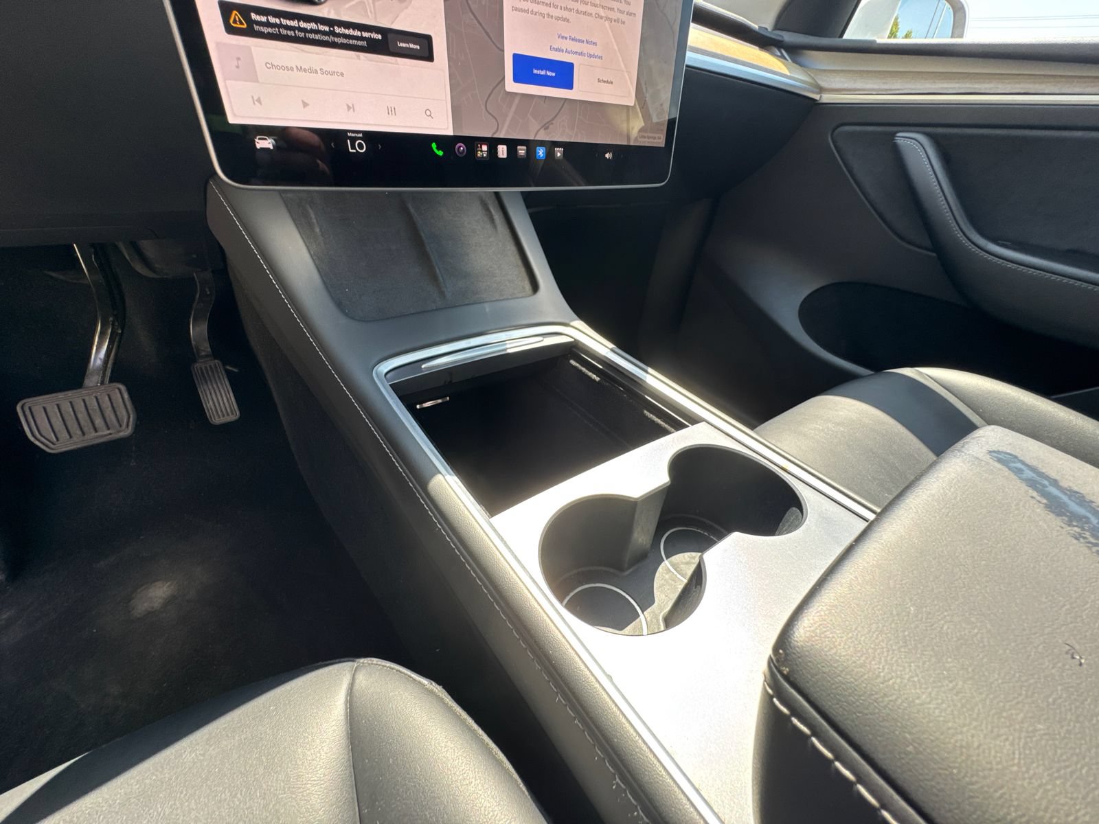 Used 2023 Tesla Model Y Long Range AWD/4WD image 29