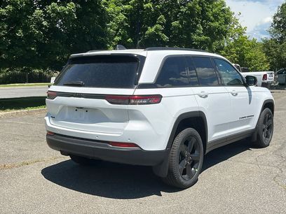 New 2026 Jeep Grand Cherokee Limited w/ Limited Altitude Package