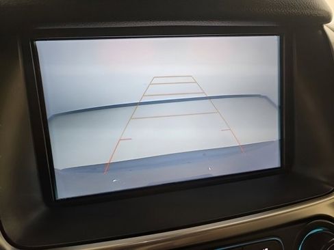 Used 2018 Chevrolet Tahoe LT w/ Luxury Package image 3