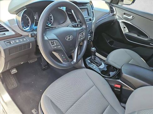 Used 2018 Hyundai Santa Fe Sport FWD image 12